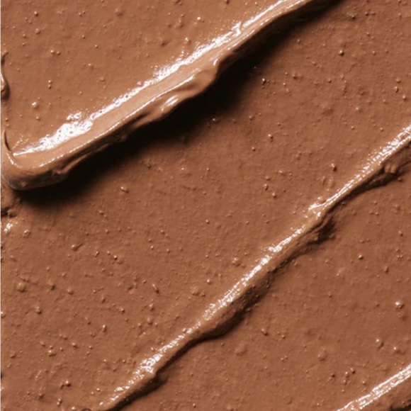 Milk makeup cream bronzer - Picture 2 of 3